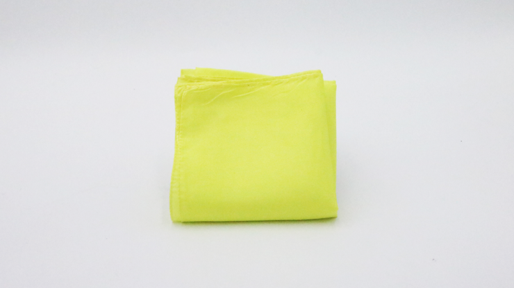 Silk 12 inch single (Light Yellow) Magic by Gosh - Trick